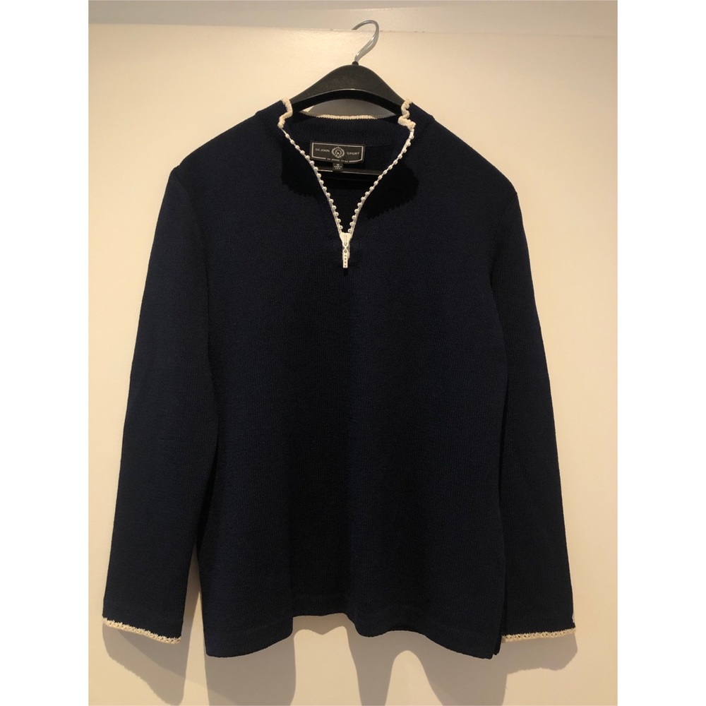 Navy Blue St. John white trim zip collar